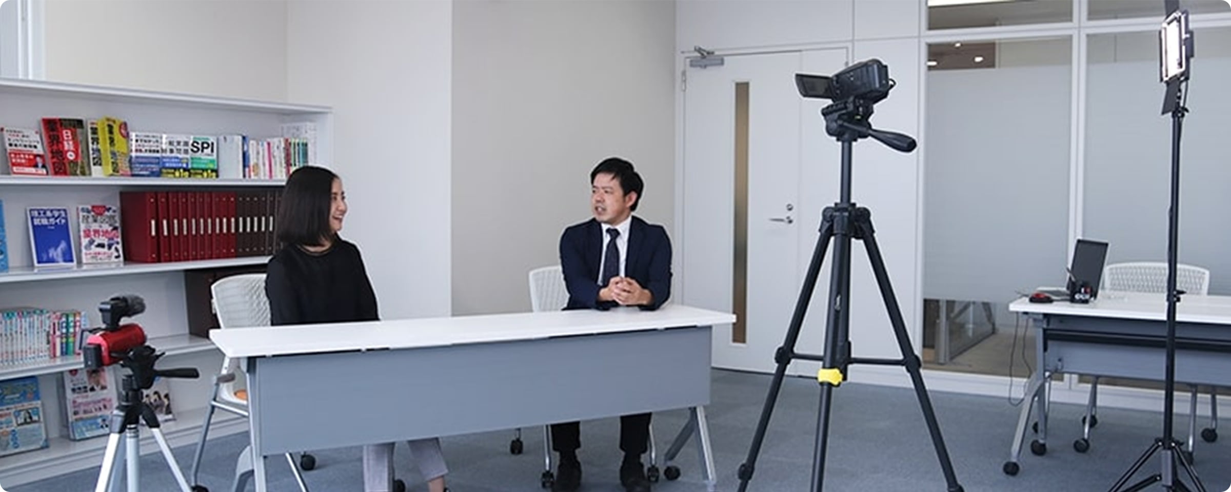 株式会社アクセス